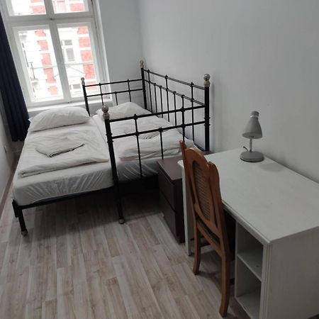 Prywatny Pokoj Na Srodmiesciu Breslavia Esterno foto